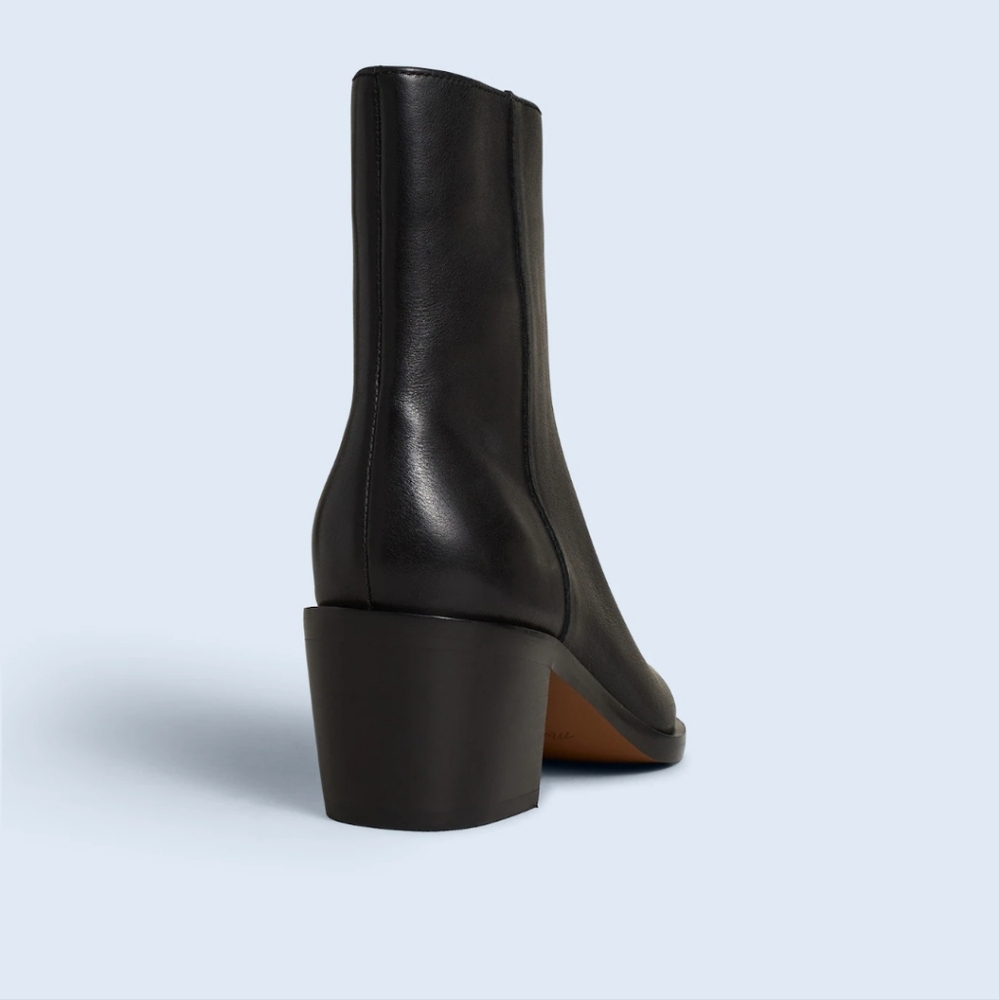 Elegant Black Ankle Boots - Picture 5 of 9